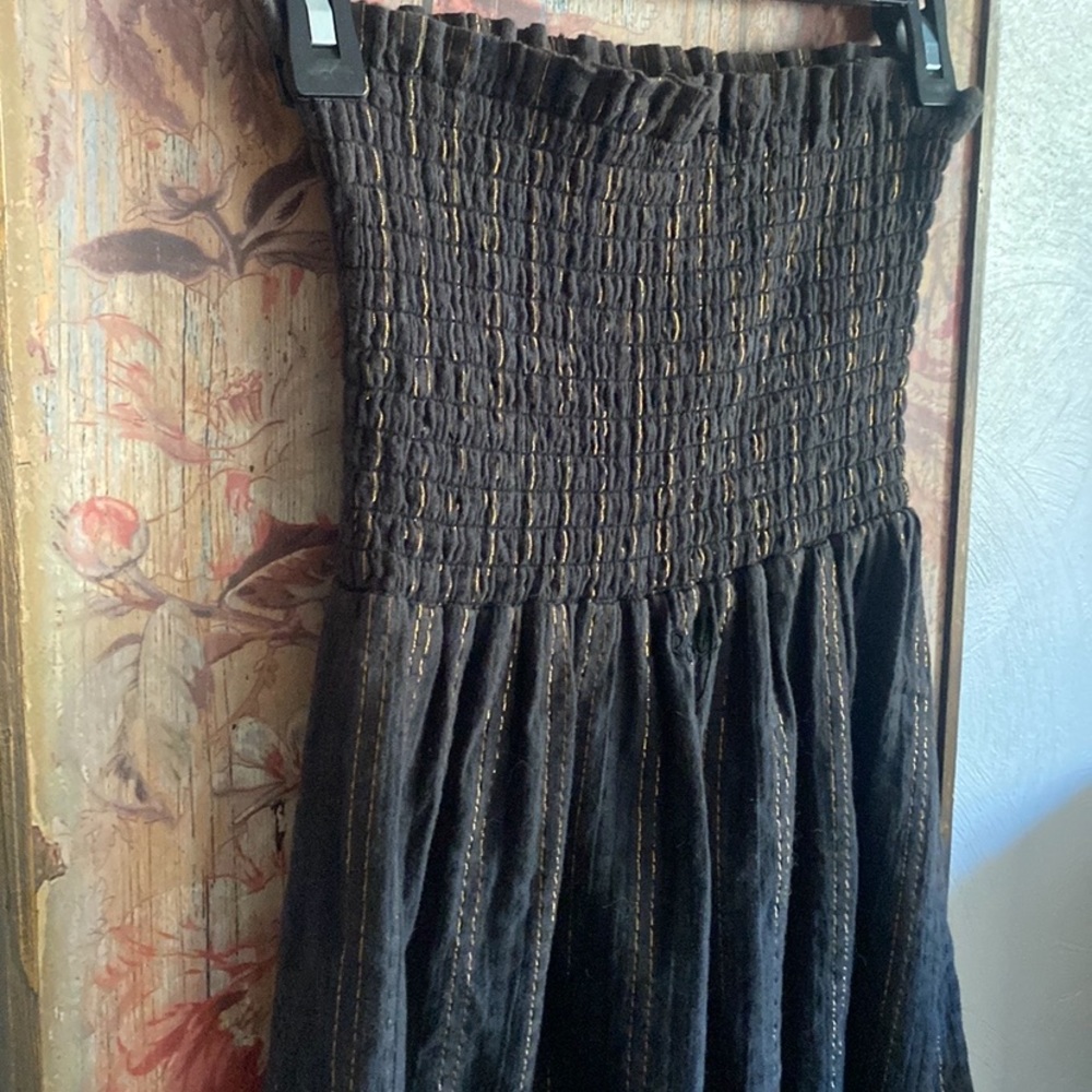 URBAN OUTFITTERS BABYDOLL DRESS BOHO BLACK GOLD STRAPLESS MINI DRESS COVERUP S M - Picture 3 of 10